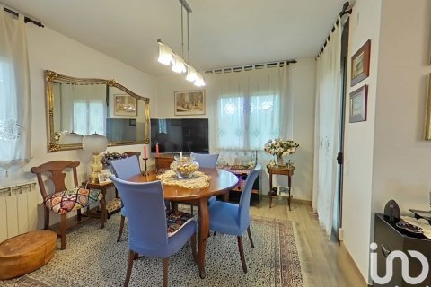 Продажа дома в Альпикат, Лерида, Испания 6 спален, 375м2 №153780 - фото 7