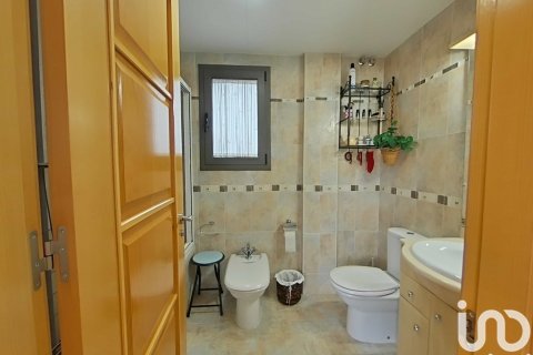 Продажа дома в Альпикат, Лерида, Испания 6 спален, 375м2 №153780 - фото 27