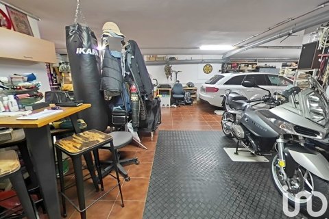 Продажа дома в Альпикат, Лерида, Испания 6 спален, 375м2 №153780 - фото 23