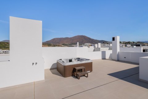 Penthouse for sale in Estepona, Malaga, Spain 3 bedrooms, 145 sq.m. No. 169094 - photo 5