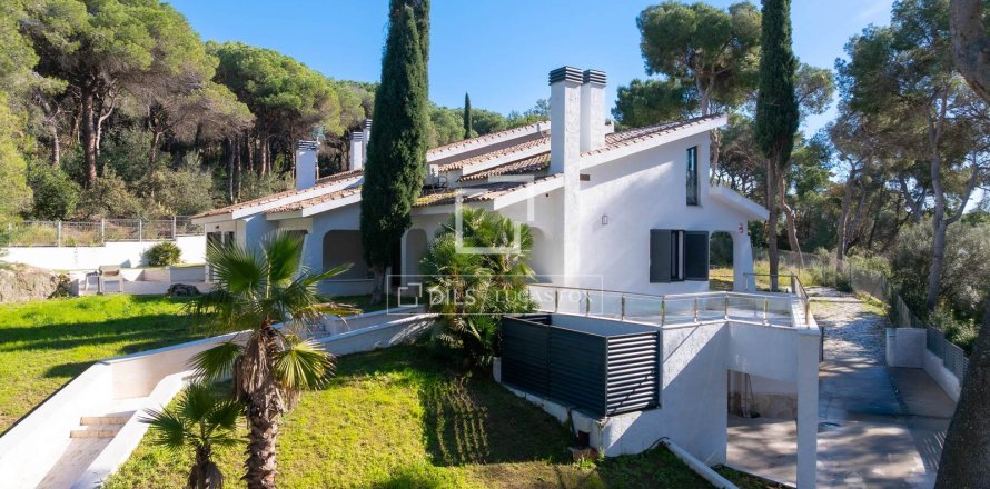 Villa i Cabrera de Mar, Barcelona, Spanien 8 sovrum, 832 kvm. Nr. 150305