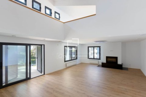 Villa for sale in Cabrera de Mar, Barcelona, Spain 8 bedrooms, 832 sq.m. No. 150305 - photo 7