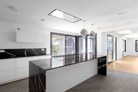 Villa for sale in Cabrera de Mar, Barcelona, Spain 8 bedrooms, 832 sq.m. No. 150305 - photo 10