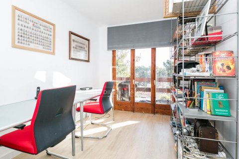 Villa in vendita a Castelldefels, Barcelona, Spagna 4 camere da letto, 406 mq. N° 150303 - foto 21