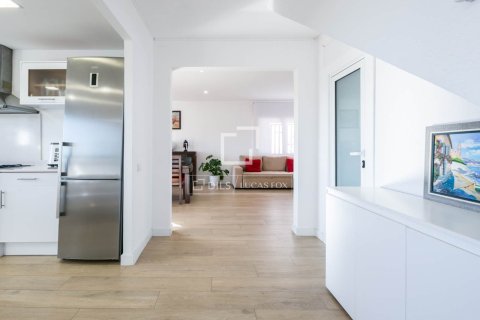 Villa in vendita a Castelldefels, Barcelona, Spagna 4 camere da letto, 406 mq. N° 150303 - foto 18