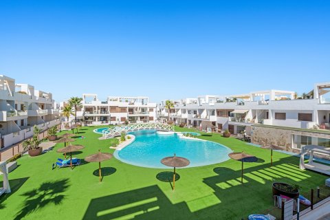 Dzīvoklis pārdošanā Torrevieja, Alicante, Spānijā 2 istabas, 179 m2 Nr. 196767 - attēls 2