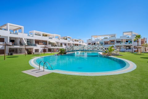 Dzīvoklis pārdošanā Torrevieja, Alicante, Spānijā 2 istabas, 179 m2 Nr. 196767 - attēls 4