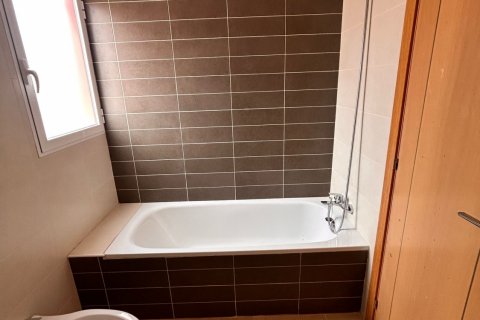 Продажа квартиры в Ориуэла, Аликанте, Испания 2 спальни, 71м2 №119872 - фото 3