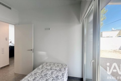 Продажа дома в Л'Аметлья-де-Мар, Таррагона, Испания 3 спальни, 140м2 №188087 - фото 15