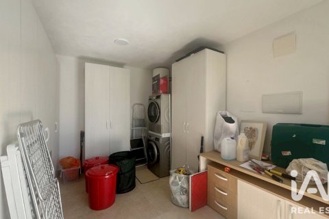 Продажа дома в Л'Аметлья-де-Мар, Таррагона, Испания 3 спальни, 140м2 №188087 - фото 29