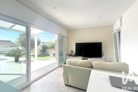 Продажа дома в Л'Аметлья-де-Мар, Таррагона, Испания 3 спальни, 140м2 №188087 - фото 5