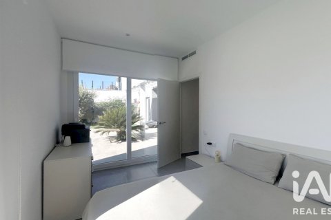 Продажа дома в Л'Аметлья-де-Мар, Таррагона, Испания 3 спальни, 140м2 №188087 - фото 18