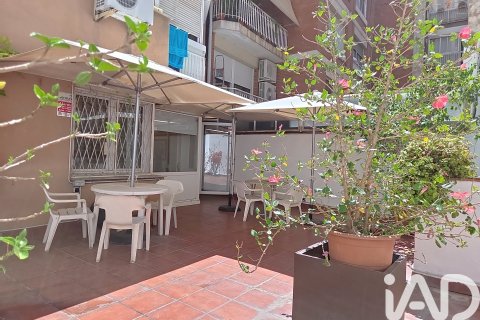 Apartment à vendre à Barcelona, Espagne, 4 chambres, 92 m2 No. 188088 - photo 11