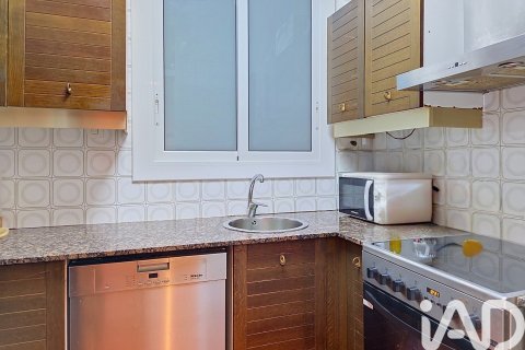 Apartment à vendre à Barcelona, Espagne, 4 chambres, 92 m2 No. 188088 - photo 15