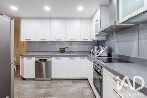 Продажа квартиры в Посуэло де Аларкон, Мадрид, Испания 5 спален, 256м2 №188082 - фото 12