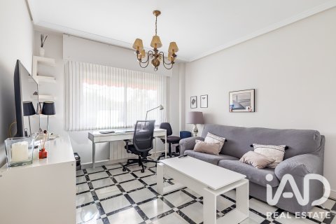 Продажа квартиры в Посуэло де Аларкон, Мадрид, Испания 5 спален, 256м2 №188082 - фото 26