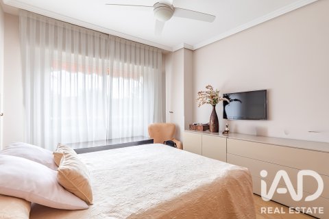 Продажа квартиры в Посуэло де Аларкон, Мадрид, Испания 5 спален, 256м2 №188082 - фото 21