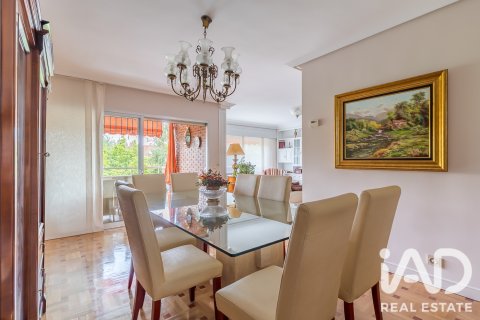 Продажа квартиры в Посуэло де Аларкон, Мадрид, Испания 5 спален, 256м2 №188082 - фото 4