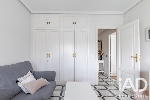 Продажа квартиры в Посуэло де Аларкон, Мадрид, Испания 5 спален, 256м2 №188082 - фото 27