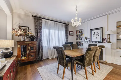 Apartamento en venta en Barcelona, España 4 dormitorios, No. 141144 - foto 6