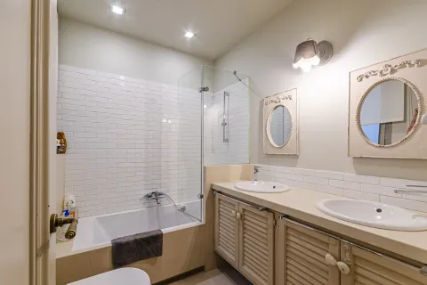 Apartamento en venta en Barcelona, España 4 dormitorios, No. 141144 - foto 23