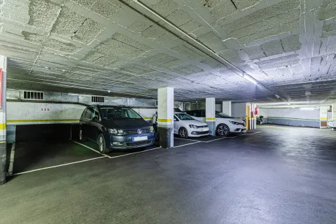 Apartamento en venta en Barcelona, España 4 dormitorios, No. 141144 - foto 27