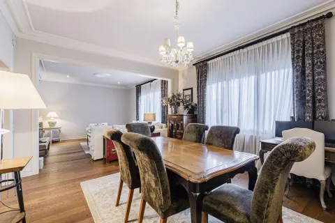 Apartamento en venta en Barcelona, España 4 dormitorios, No. 141144 - foto 5