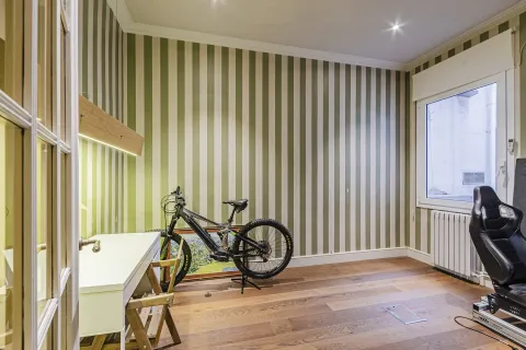 Apartamento en venta en Barcelona, España 4 dormitorios, No. 141144 - foto 25