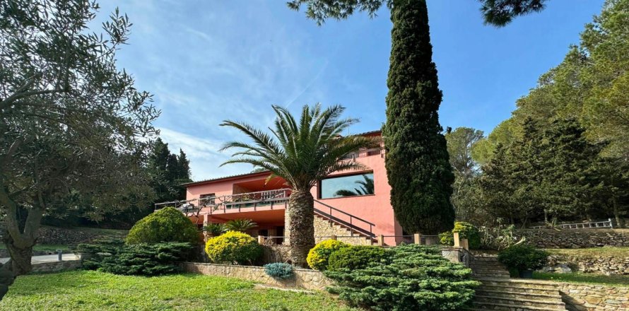 House in Begur, Girona, Spanien 4 Schlafzimmer, Nr. 141147