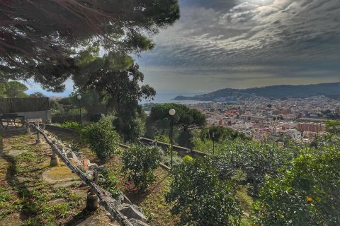 Сasa en venta en Sant Feliu de Guíxols, Gerona, España 5 dormitorios, No. 141149 - foto 3