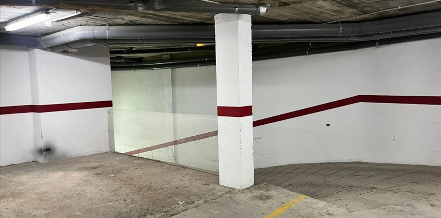 Garage a Barcelona, Spagna 15 mq. N° 191450