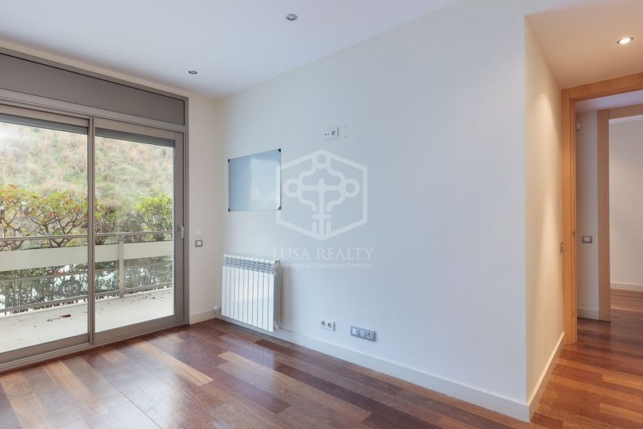 Apartamento en Barcelona, España 3 dormitorios, 115 m2 No. 78439