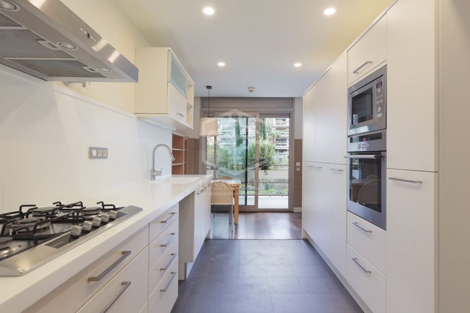 Apartamento en Barcelona, España 3 dormitorios, 115 m2 No. 78439