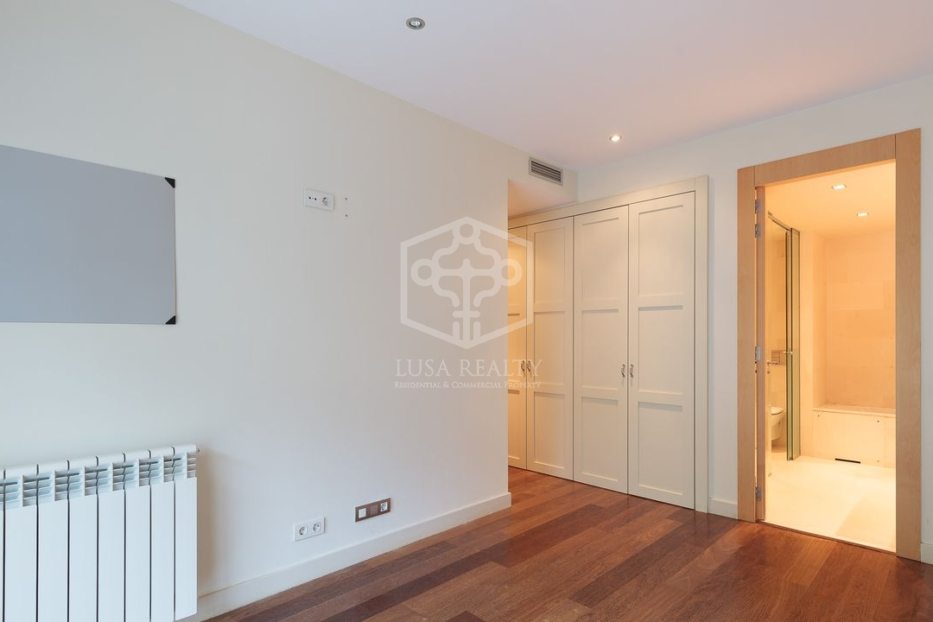 Apartamento en Barcelona, España 3 dormitorios, 115 m2 No. 78439