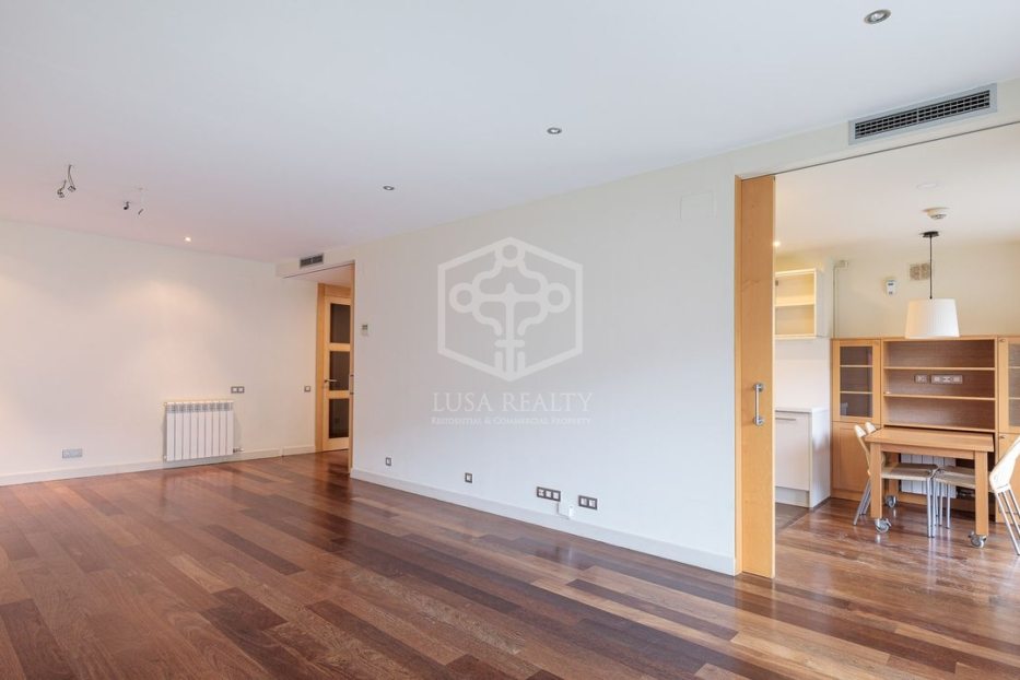 Apartamento en Barcelona, España 3 dormitorios, 115 m2 No. 78439