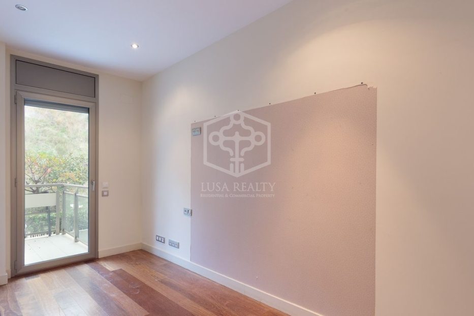 Apartamento en Barcelona, España 3 dormitorios, 115 m2 No. 78439