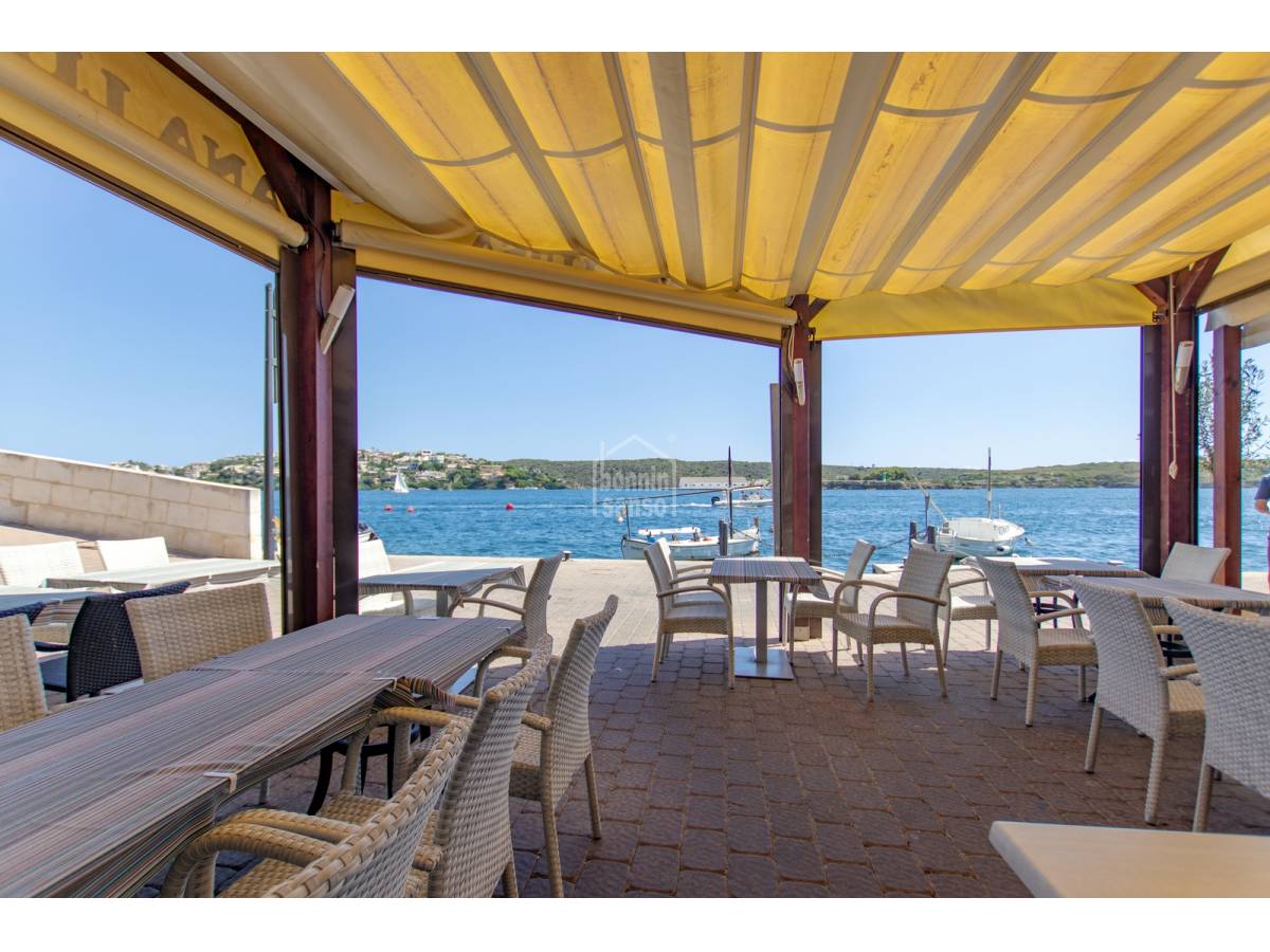 Cafe / restaurant à Es Castell, Menorca, Espagne 25 m2 No. 76639