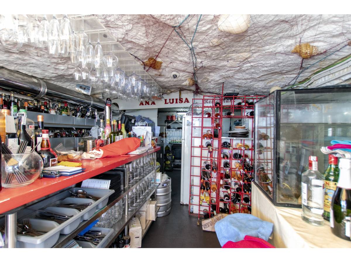 Cafe / restaurant à Es Castell, Menorca, Espagne 25 m2 No. 76639