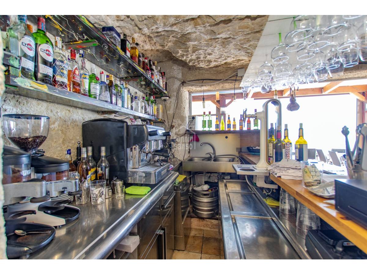 Cafe / restaurant à Es Castell, Menorca, Espagne 39 m2 No. 76638
