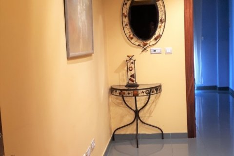 Apartamento en alquiler en León, España 2 dormitorios, 86 m2 No. 195758 - foto 5