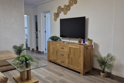 Huoneisto vuokrattavana Santa Pola, Alicante, Espanja, 3 makuuhuonetta, 71 m2 No. 195753 - kuva 8