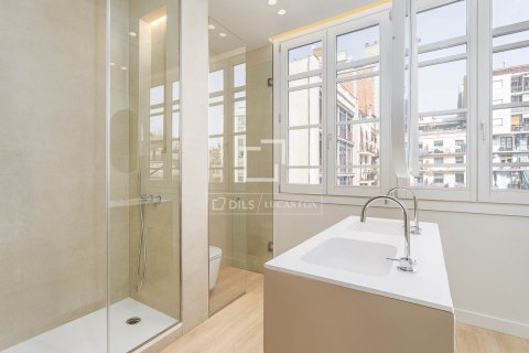 Apartamento en venta en Barcelona, España 3 dormitorios, 142 m2 No. 192777 - foto 14