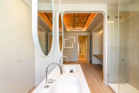 Apartamento en venta en Barcelona, España 3 dormitorios, 142 m2 No. 192777 - foto 19