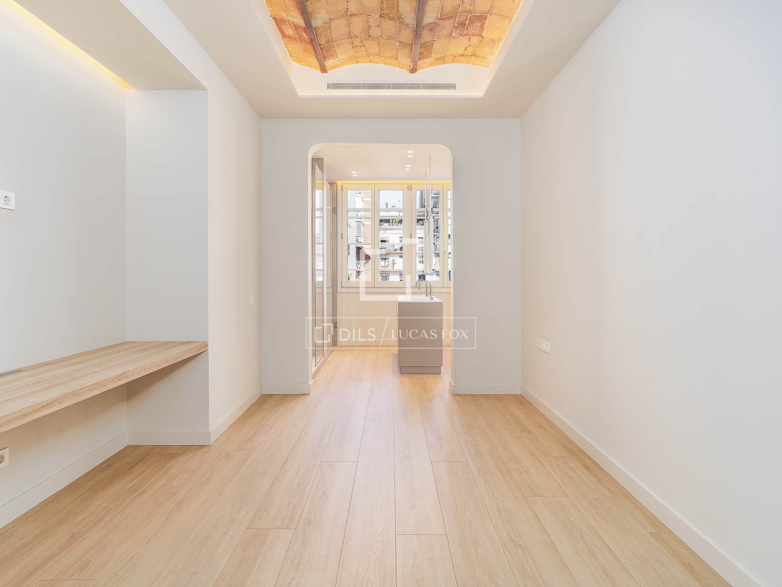 Huoneisto Barcelona, Espanja 3 makuuhuonetta, 142 m2 No. 192777