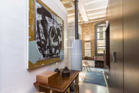 Huoneisto myytävänä Barcelona, Espanja, 2 makuuhuonetta, 162 m2 No. 192775 - kuva 21
