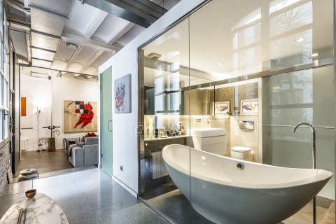Huoneisto myytävänä Barcelona, Espanja, 2 makuuhuonetta, 162 m2 No. 192775 - kuva 22