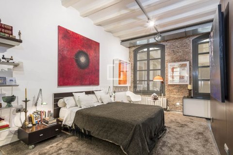 Huoneisto myytävänä Barcelona, Espanja, 2 makuuhuonetta, 162 m2 No. 192775 - kuva 18
