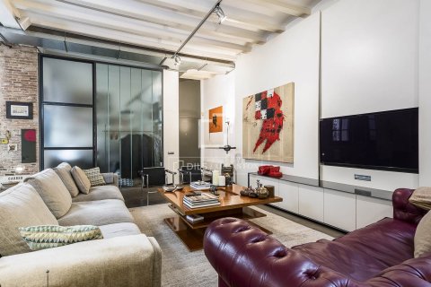 Huoneisto myytävänä Barcelona, Espanja, 2 makuuhuonetta, 162 m2 No. 192775 - kuva 5