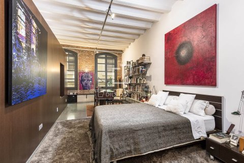 Huoneisto myytävänä Barcelona, Espanja, 2 makuuhuonetta, 162 m2 No. 192775 - kuva 20