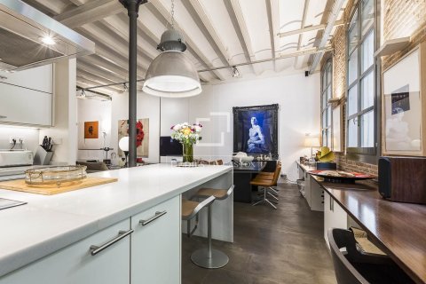 Huoneisto myytävänä Barcelona, Espanja, 2 makuuhuonetta, 162 m2 No. 192775 - kuva 7